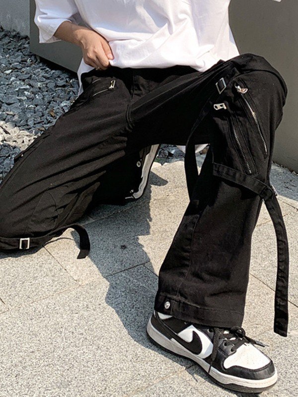 Men's Metal Strap Black Cargo Pants-1